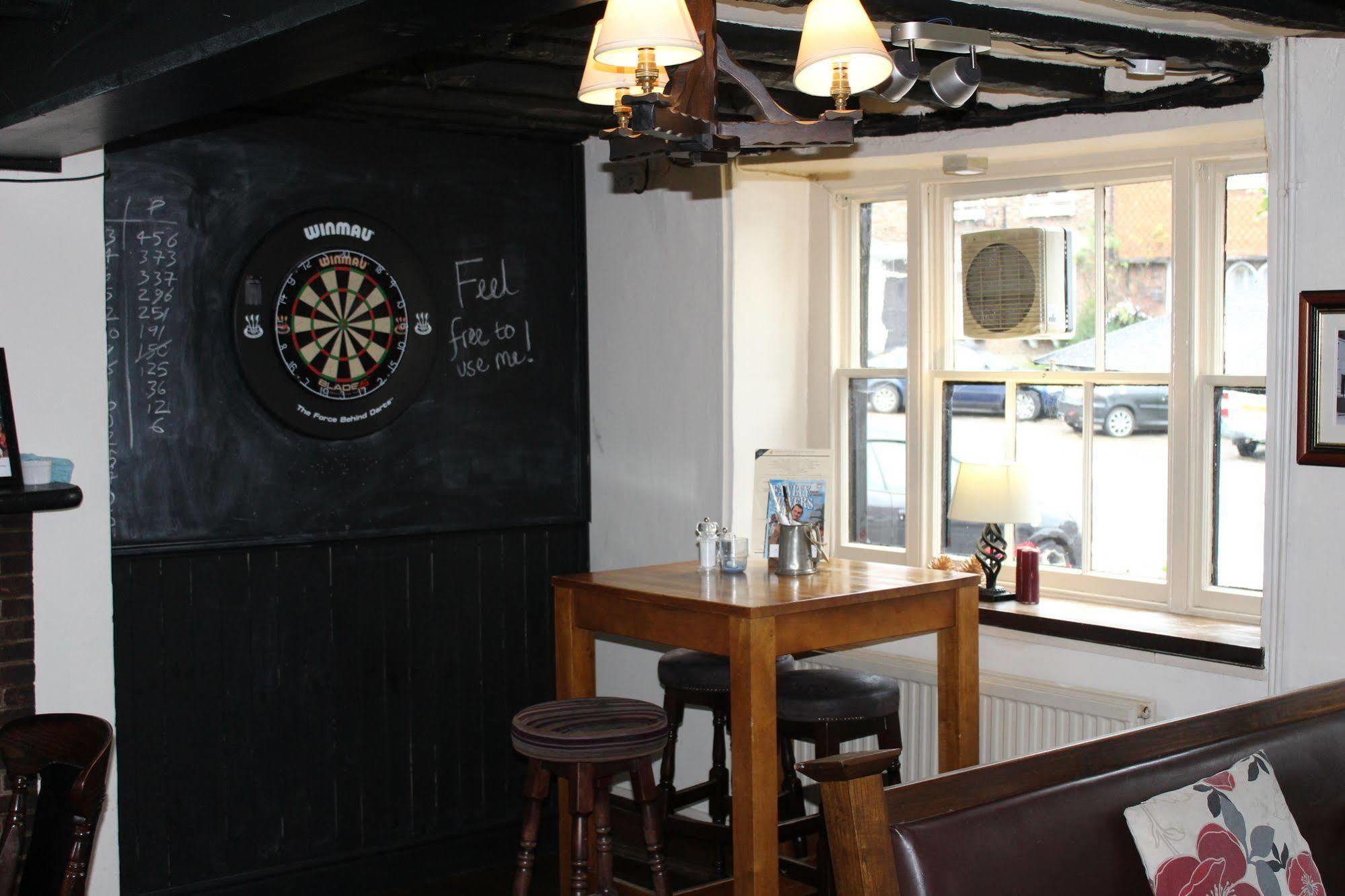Whyte Harte Hotel Redhill  Exterior foto